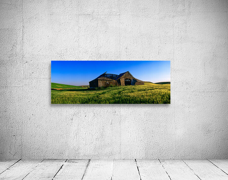 Baylor Barn by John Shephard